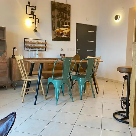 Bella Vista Apartment