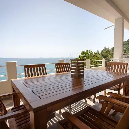 Apartment Bella Vista Jesenice (Split-Dalmatia)