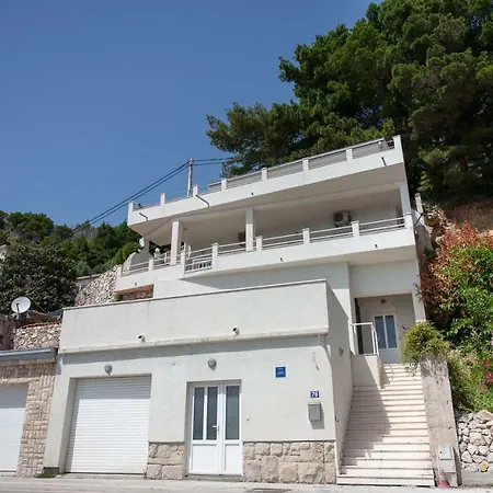 Bella Vista Apartment
